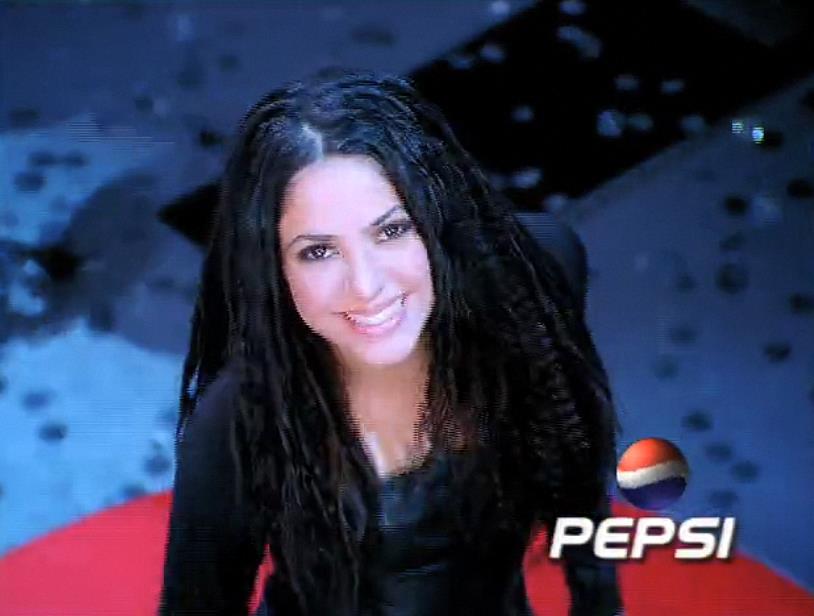 Музыка из рекламы Pepsi (Shakira)