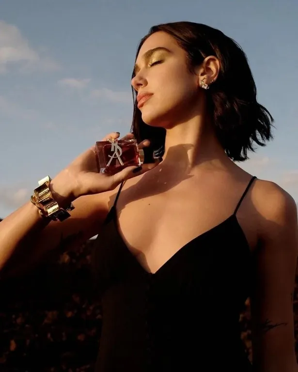 Yves Saint Laurent - Libre (Dua Lipa) Yves Saint Laurent - Libre (Dua Lipa)