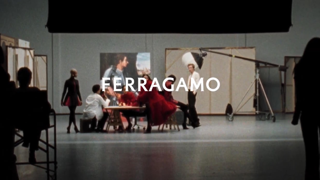 Музыка из рекламы Ferragamo - New Renaissance