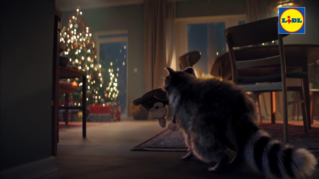 Музыка из рекламы Lidl - A Magical Christmas