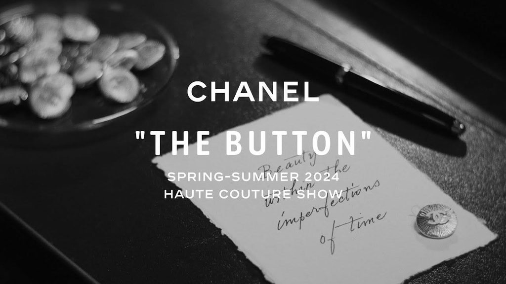 Музыка из рекламы CHANEL - The Button (Margaret Qualley, Naomi Campbell)