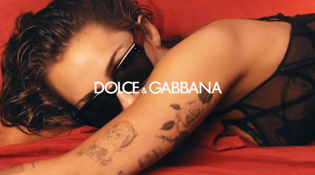 Музыка из рекламы Dolce & Gabbana - The new #DGEyewear (Miley Cyrus)