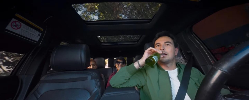 Музыка из рекламы Heineken - When you drive, never drink (Sergio Pérez)