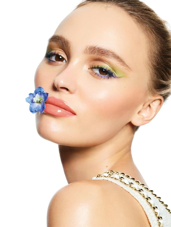 Музыка из рекламы Chanel - Summer Makeup Collection (Lily-Rose Depp)