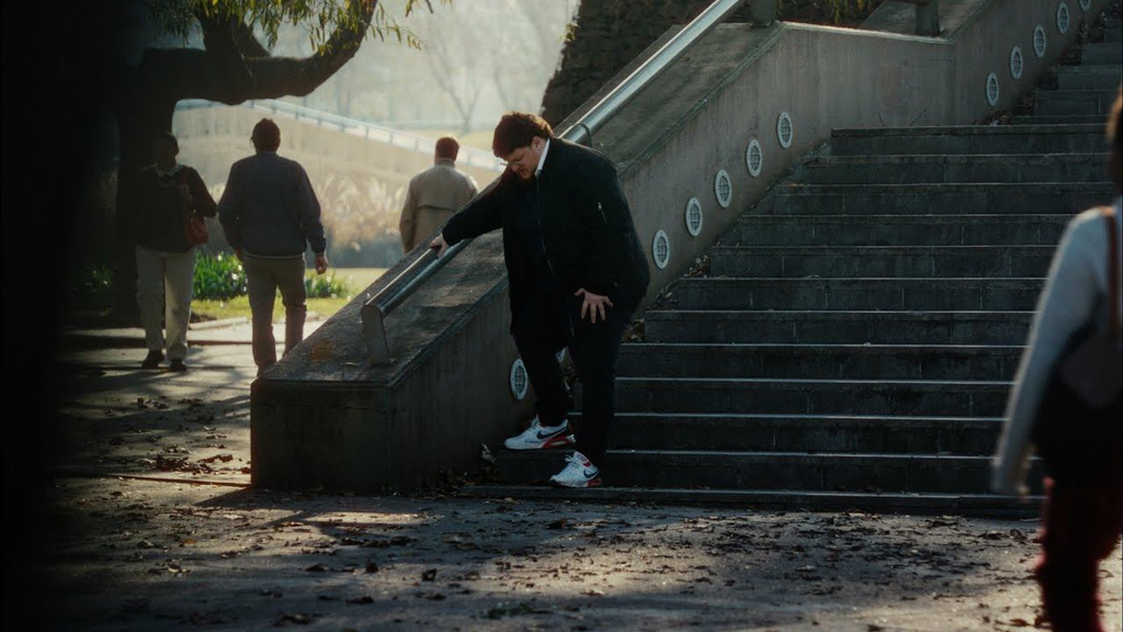 Музыка из рекламы Nike - Stairs