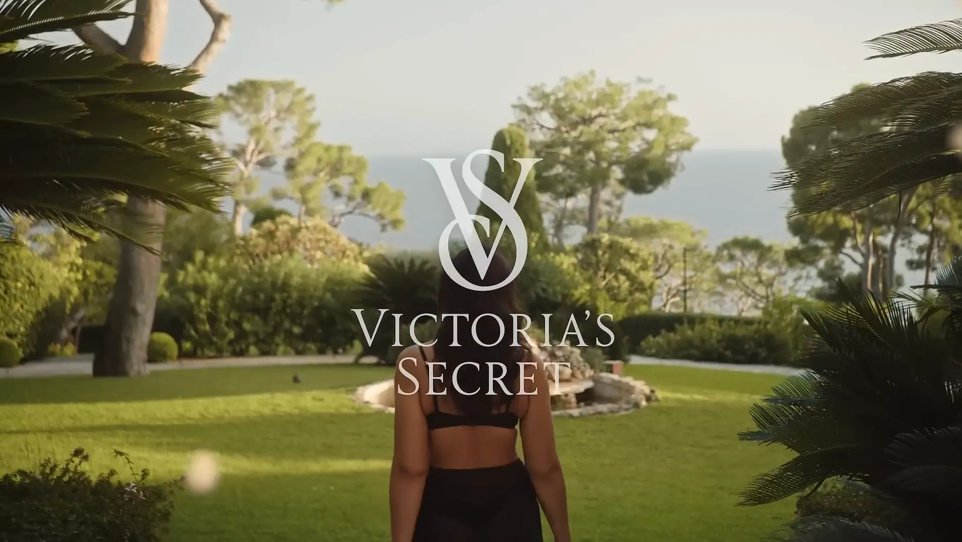 Музыка из рекламы Victoria’s Secret - Very Sexy, Very New Музыка из рекламы Victoria’s Secret - Very Sexy, Very New