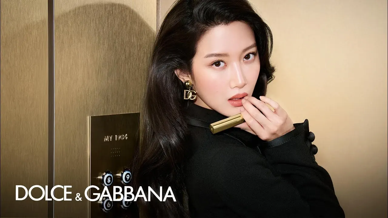 Музыка из рекламы Dolce & Gabbana - My Lip Stylo Collection (Mun KaYoung) Музыка из рекламы Dolce & Gabbana - My Lip Stylo Collection (Mun KaYoung)
