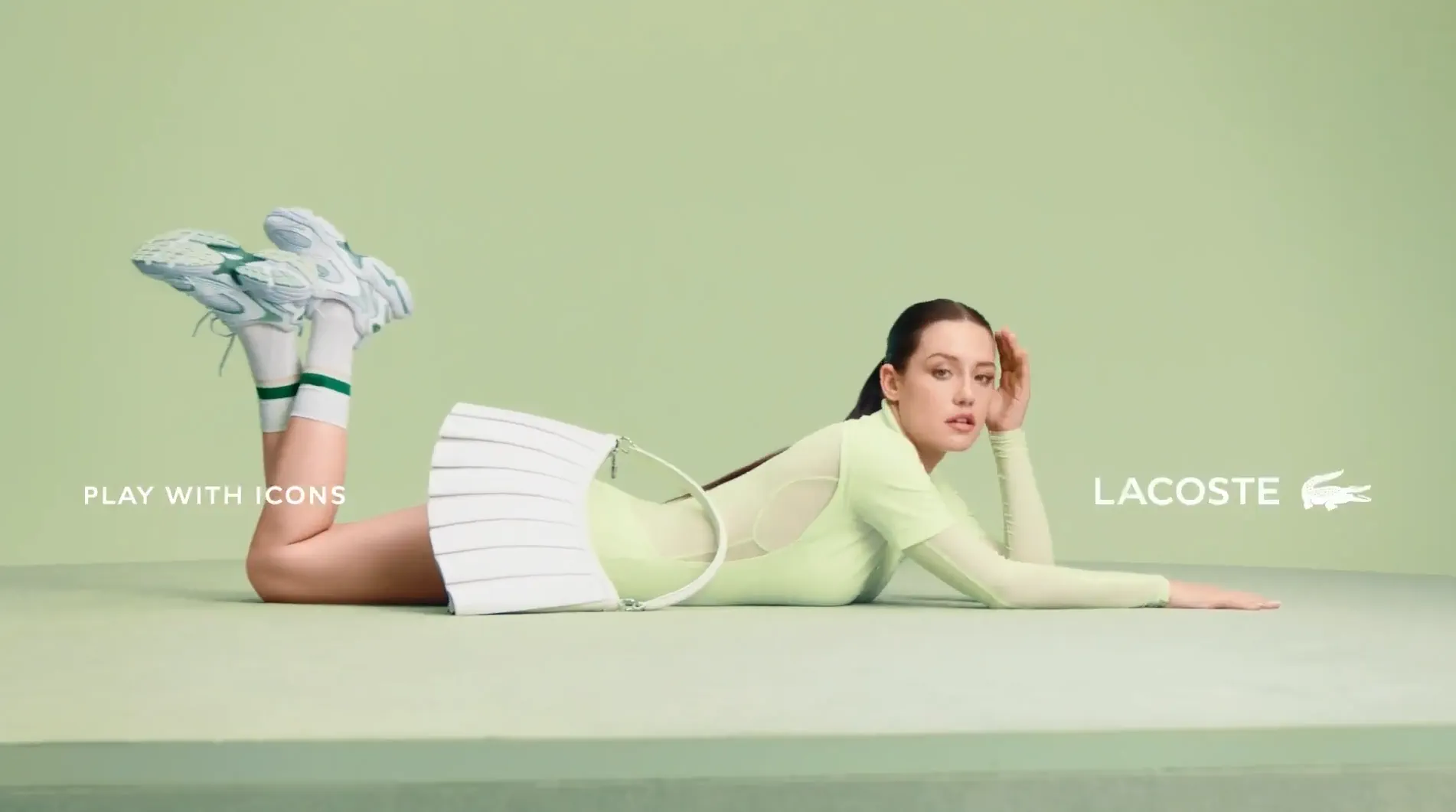 Музыка из рекламы Lacoste - Play with Icons (Novak Djokovic, Adèle Exarchopoulos, Pierre Niney)