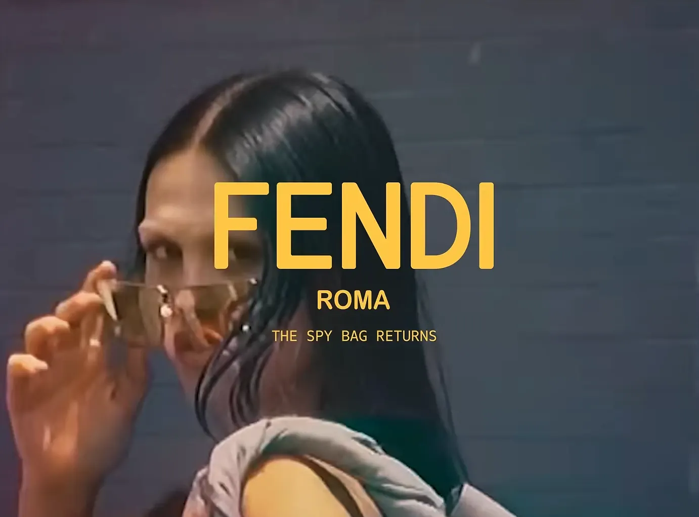 Музыка из рекламы Fendi - Spy Bag Музыка из рекламы Fendi - Spy Bag