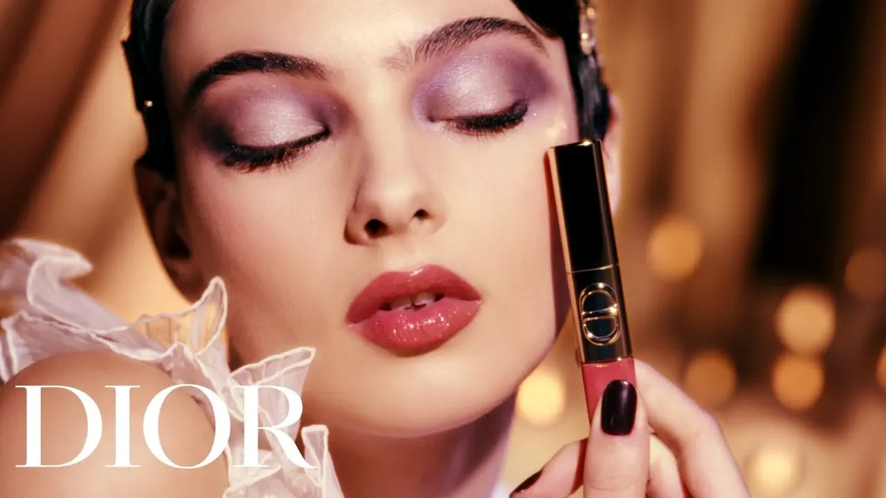 Музыка из рекламы Dior - Spectacular Holiday Look (Deva Cassel)