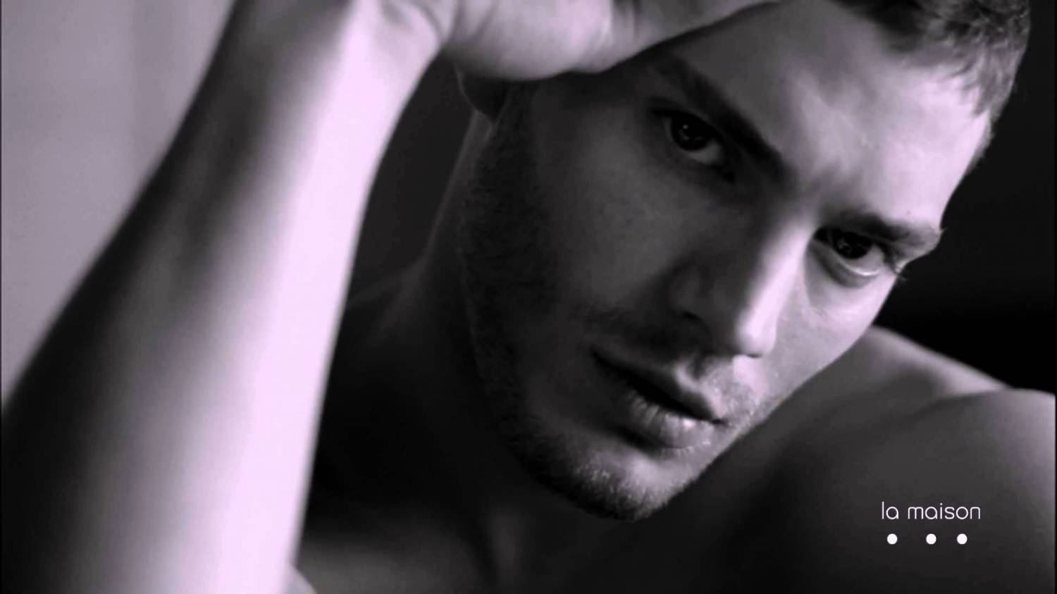 Музыка из рекламы аромата Dior Homme (Jamie Dornan) Музыка из рекламы аромата Dior Homme (Jamie Dornan)