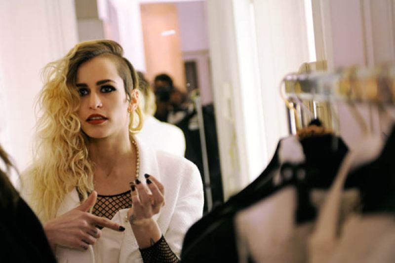 Музыка из рекламы Chanel - My New Friend Boy (Alice Dellal) Музыка из рекламы Chanel - My New Friend Boy (Alice Dellal)
