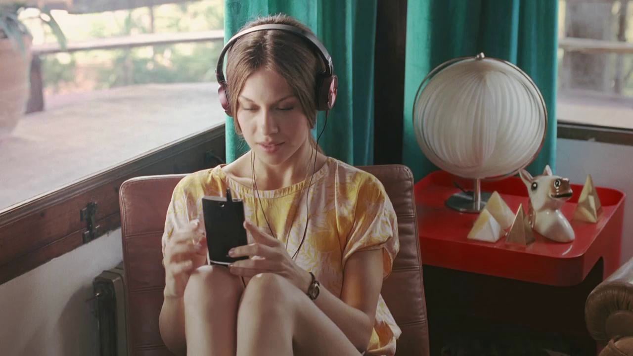 Музыка из рекламы Sony Xperia - Unleash your music on the world