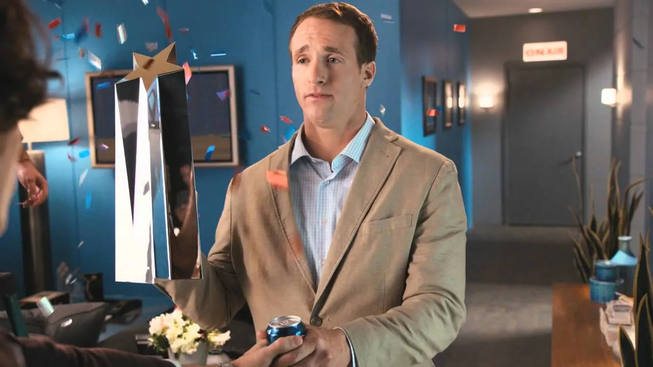 Pepsi - Showdown (One Direction, Drew Brees) Pepsi - Showdown (One Direction, Drew Brees)