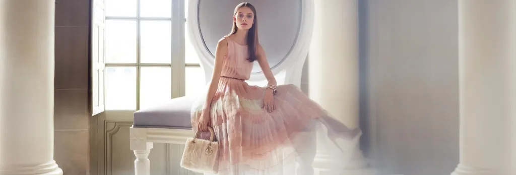 Dior - An exceptional Christmas (Nimue Smit)