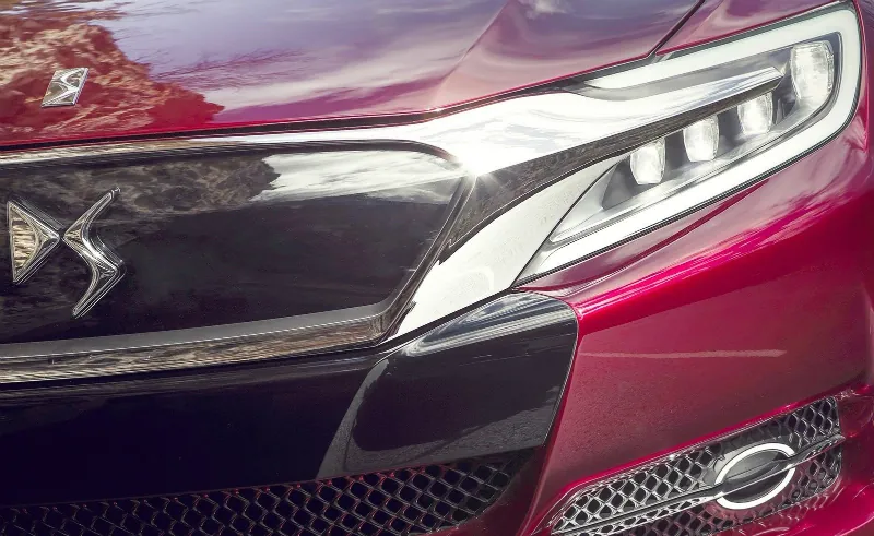 Citroen DS Wild Rubis Citroen DS Wild Rubis