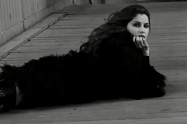 Dolce & Gabbana - Divine! (Laetitia Casta)