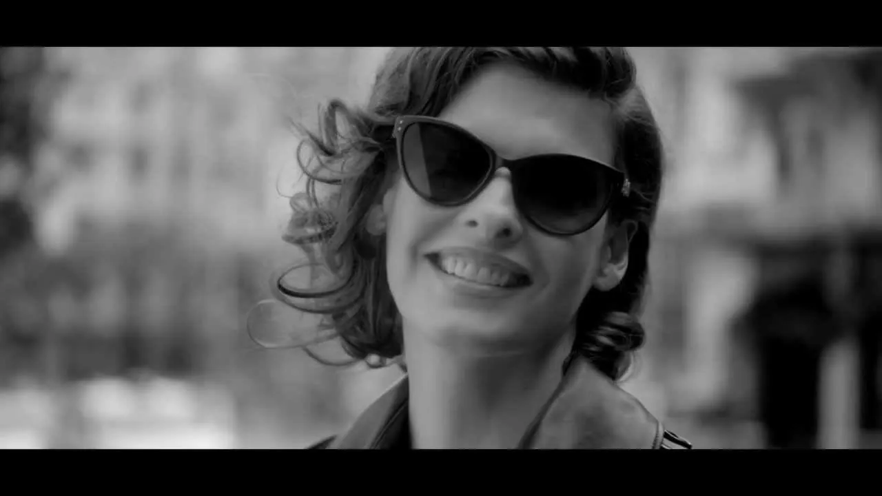Loewe - AURA (Linda Evangelista) Loewe - AURA (Linda Evangelista)