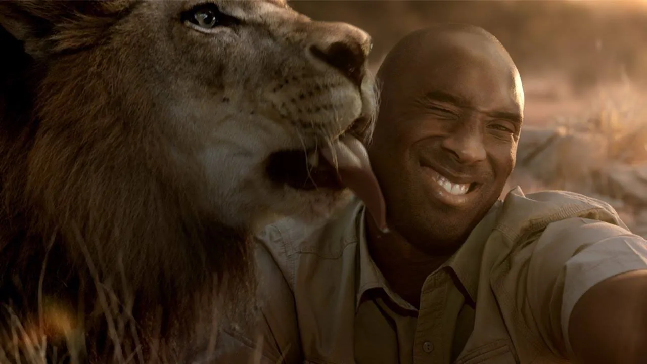 Turkish Airlines - Kobe vs. Messi - The Selfie Shootout