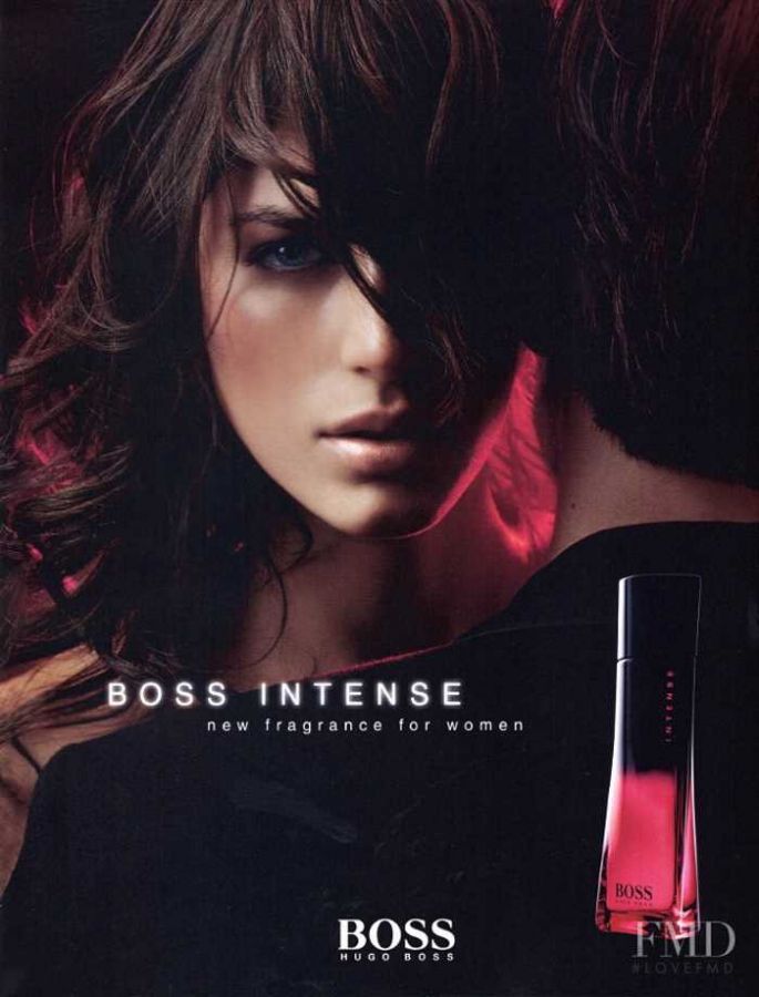 Музыка из рекламы Hugo BOSS - Intense (Daniela Urzi) Музыка из рекламы Hugo BOSS - Intense (Daniela Urzi)
