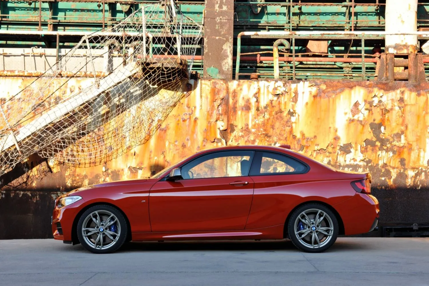 BMW 2 Series - Torch