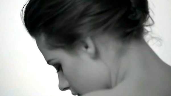 Музыка из рекламы Balenciaga - Florabotanica (Kristen Stewart)