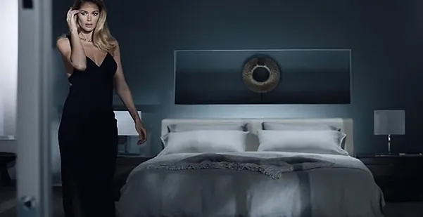 Calvin Klein - Reveal (Doutzen Kroes и Charlie Hunnam)