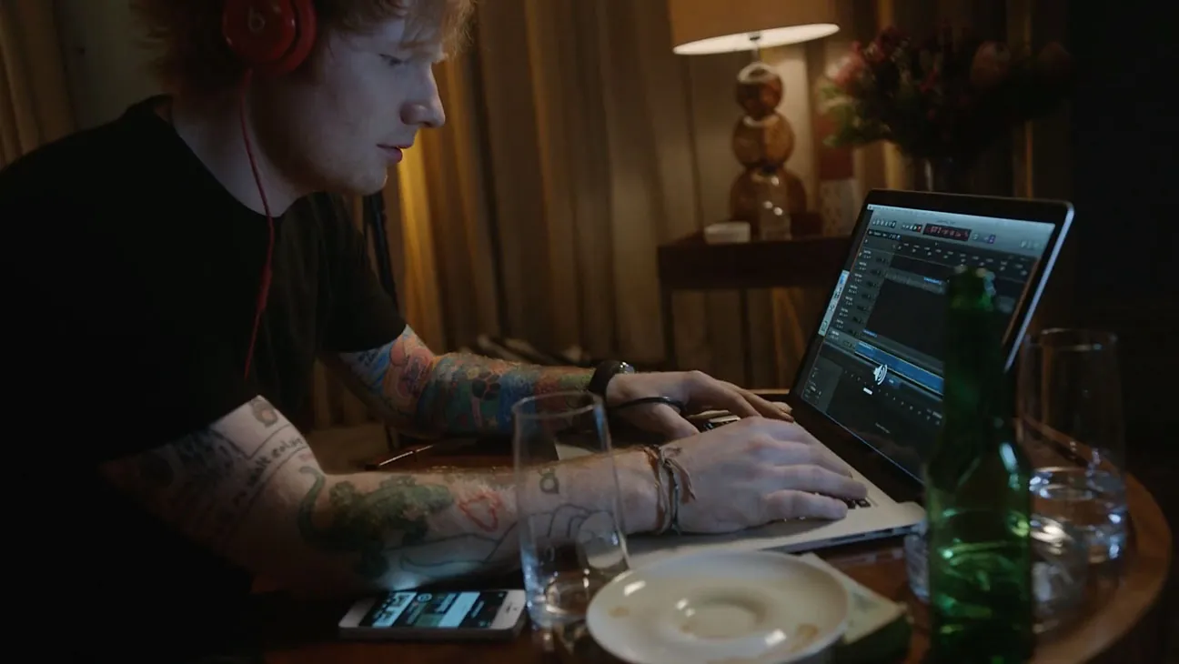 Beats by Dre - New Beats Solo 2 (Ed Sheeran)