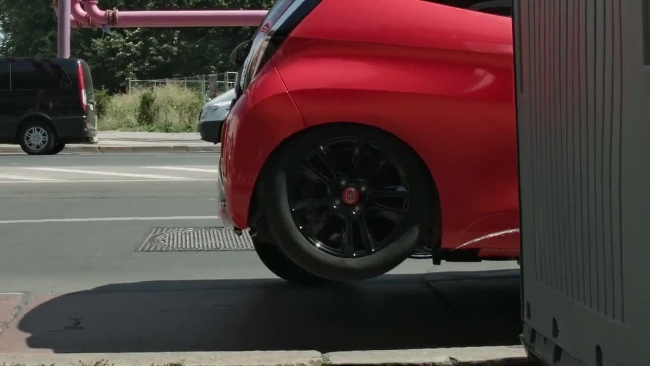 Музыка из рекламы Toyota AYGO - Crazy