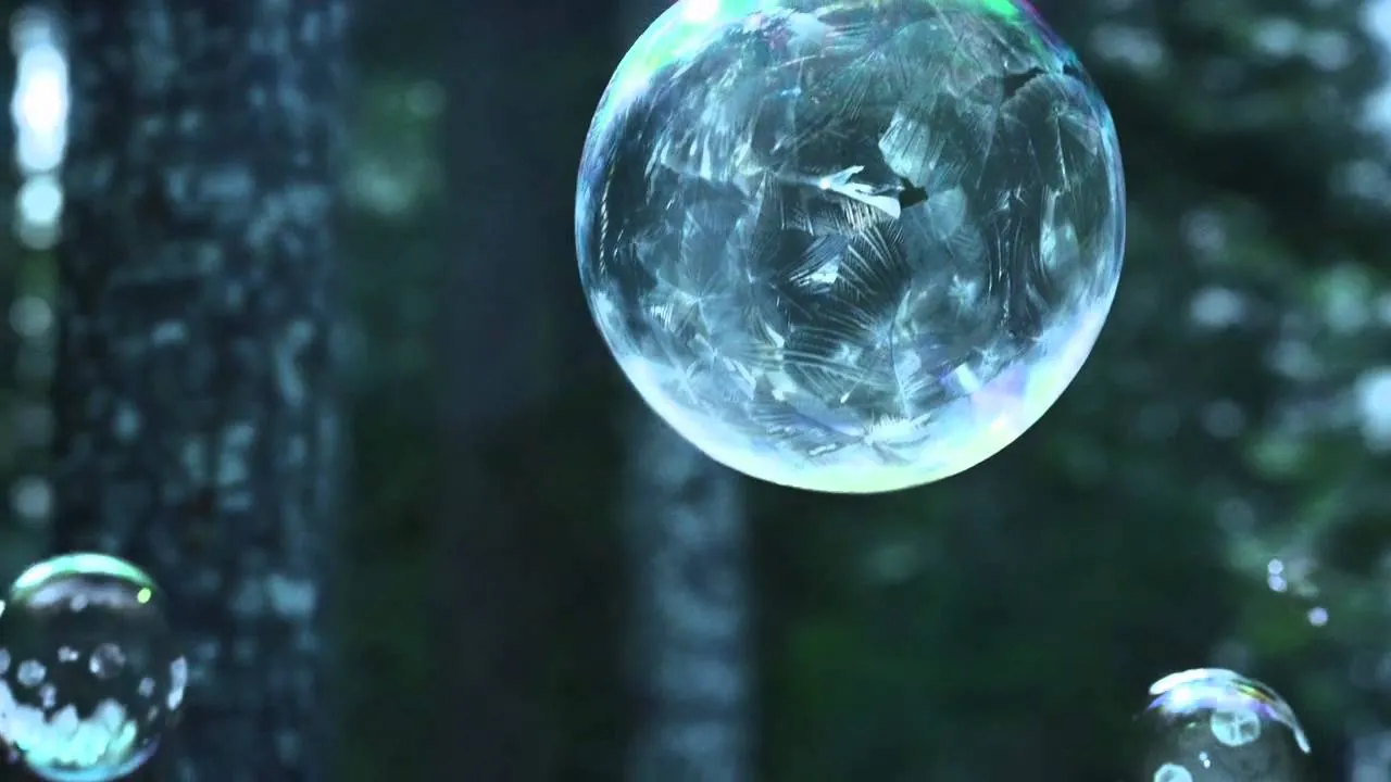 Sony 4K Ultra HD TV - Ice Bubbles in 4K Sony 4K Ultra HD TV - Ice Bubbles in 4K