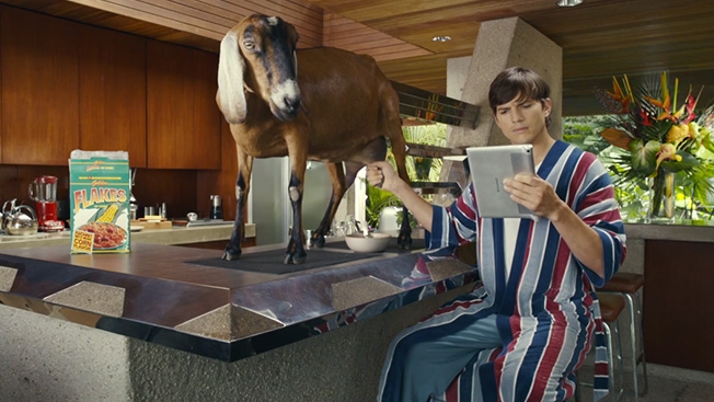 Музыка и видеоролик из рекламы Lenovo YOGA Tablet 2 - Goat (Ashton Kutcher)