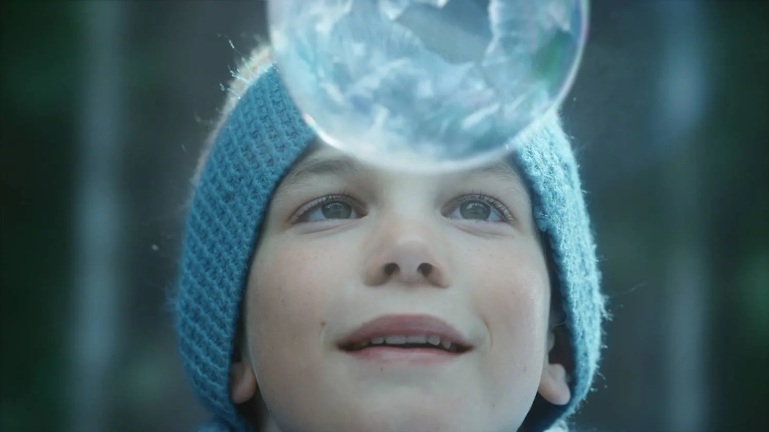 Sony 4K Ultra HD TV - Ice Bubbles in 4K