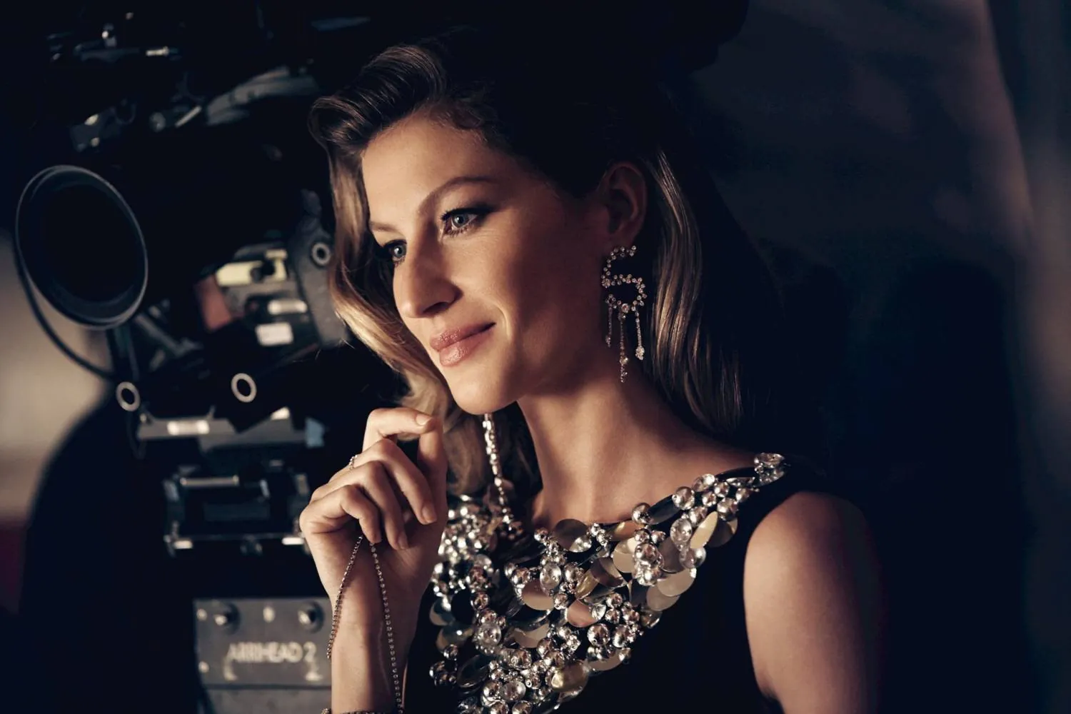 CHANEL N°5 - The One That I Want (Gisele Bundchen)
