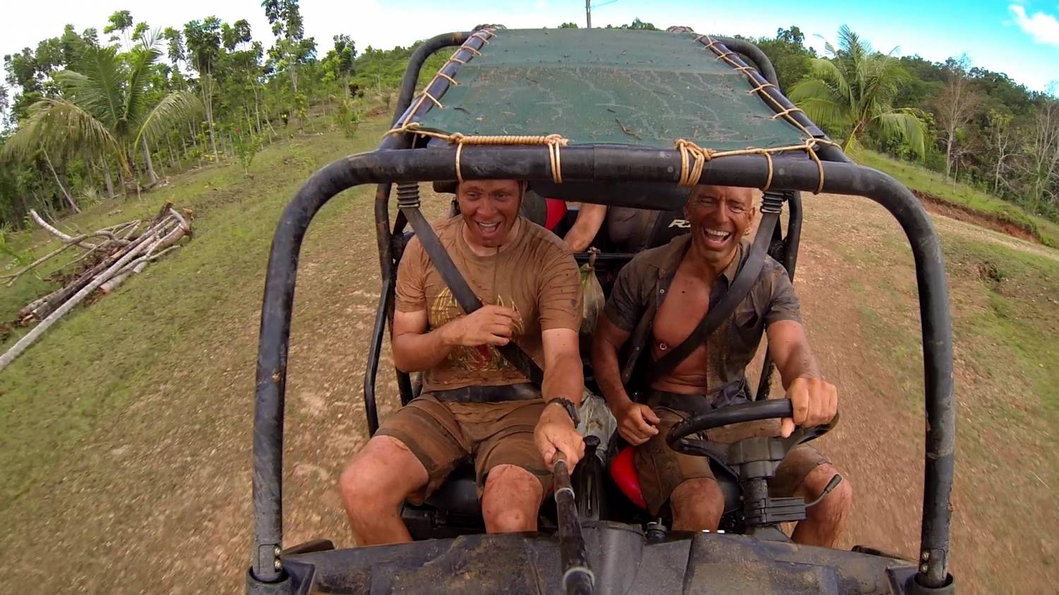 Музыка и видеоролик из рекламы GoPro - UTV Mud Puddles In Palau
