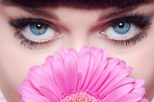 Музыка из рекламы CoverGirl - New Full Lash Bloom Mascara (Katy Perry)