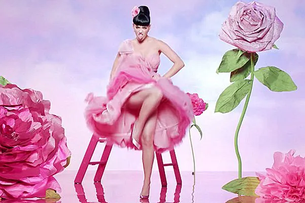 CoverGirl - New Full Lash Bloom Mascara (Katy Perry)
