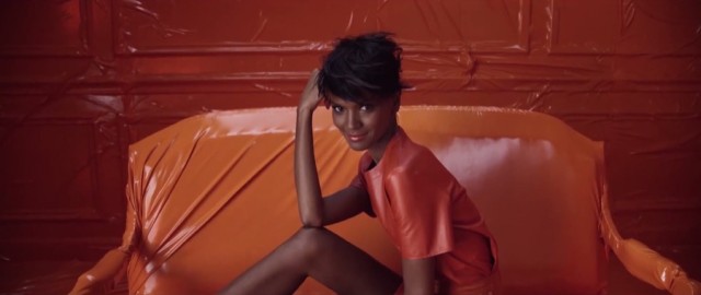 Музыка из рекламы L'Oréal Paris - Color Riche (Bruno Aveillan)