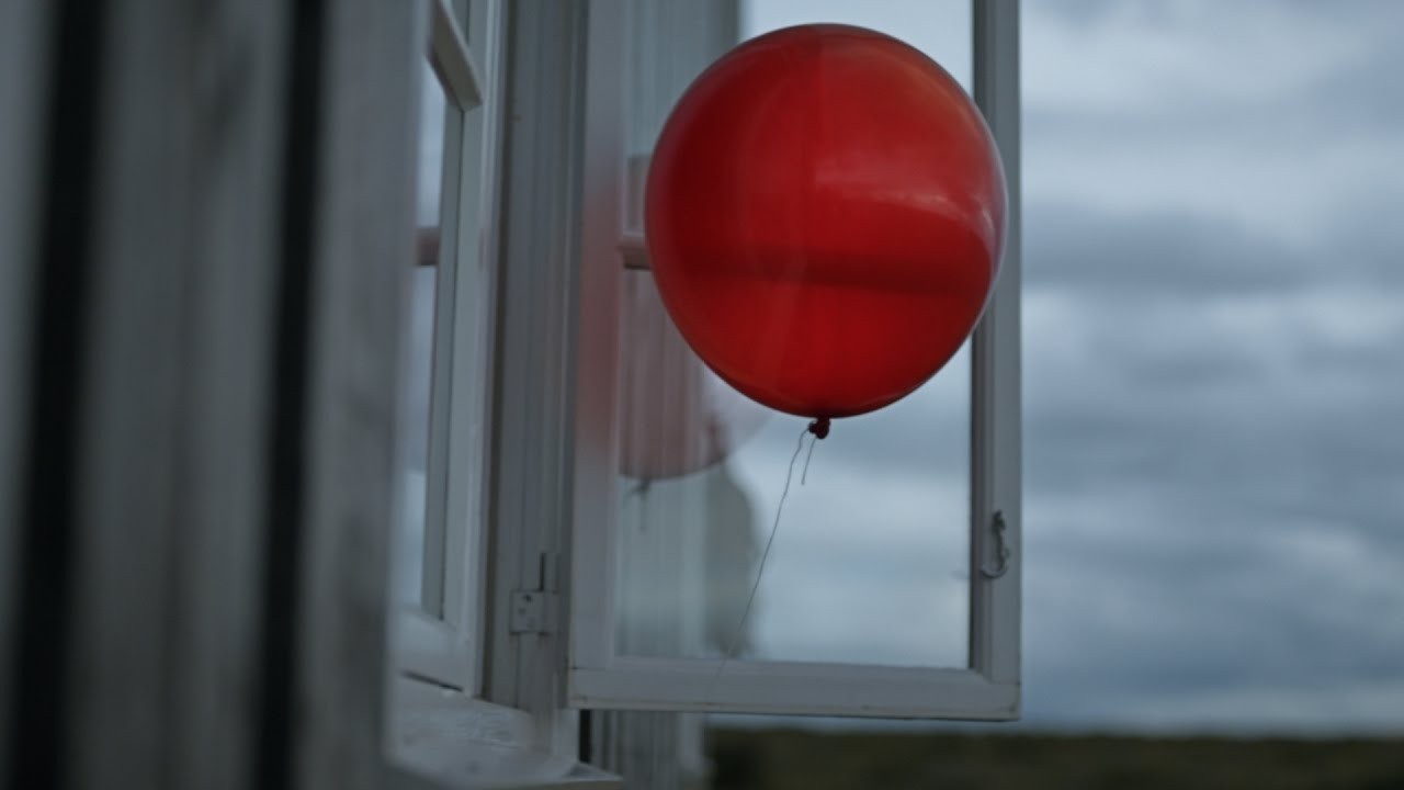 Музыка из рекламы iPhone 7 - Balloons Музыка из рекламы iPhone 7 - Balloons