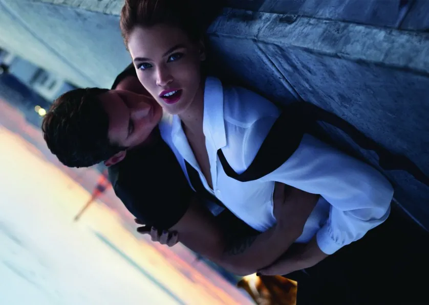 Yves Saint Laurent - Mon Paris (Crista Cober, Jérémie Laheurte) Yves Saint Laurent - Mon Paris (Crista Cober, Jérémie Laheurte)