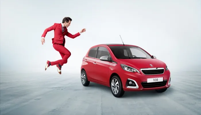 Peugeot 108 - Яскраві технології (MIKA)