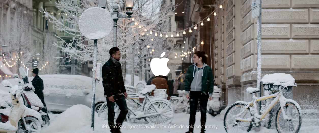 Музыка из рекламы Apple - Holiday - Sway