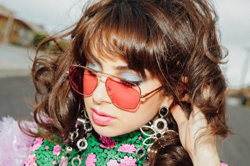 Музыка из рекламы Marc Jacobs - Eyewear Collection (Charli XCX) Музыка из рекламы Marc Jacobs - Eyewear Collection (Charli XCX)