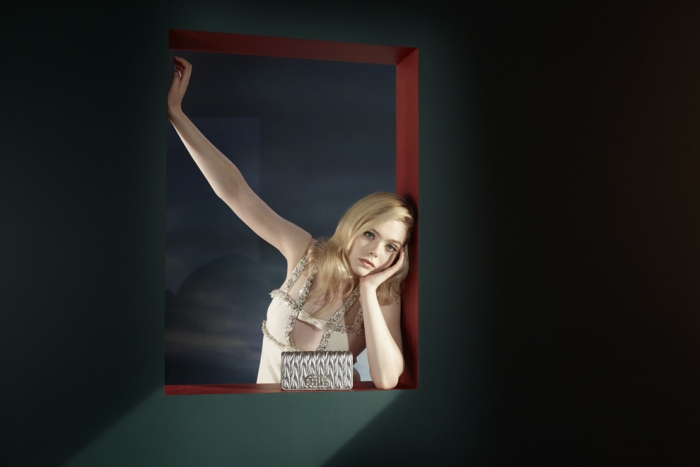 Музыка из рекламы Miu Miu - More (Elle Fanning) Музыка из рекламы Miu Miu - More (Elle Fanning)