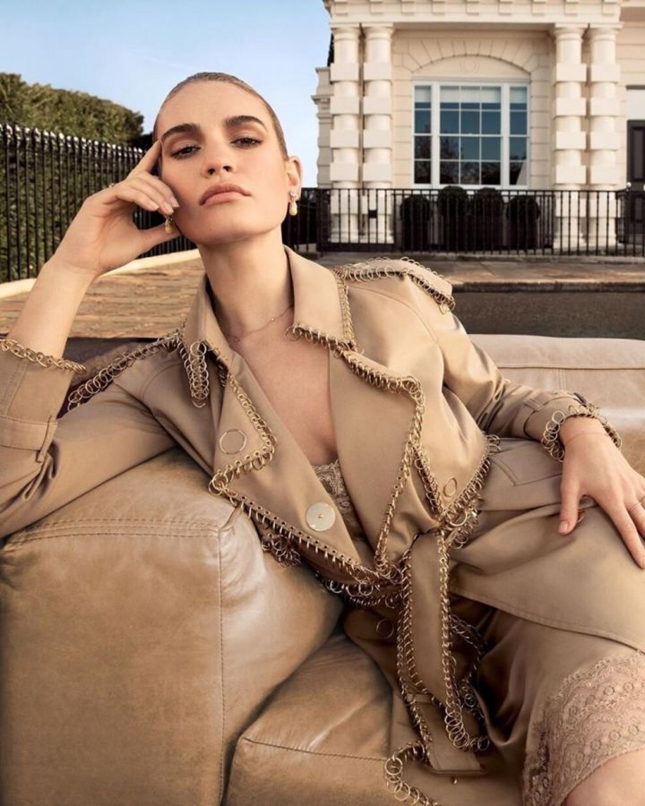 Музыка из рекламы Burberry - My Burberry (Lily James) Музыка из рекламы Burberry - My Burberry (Lily James)