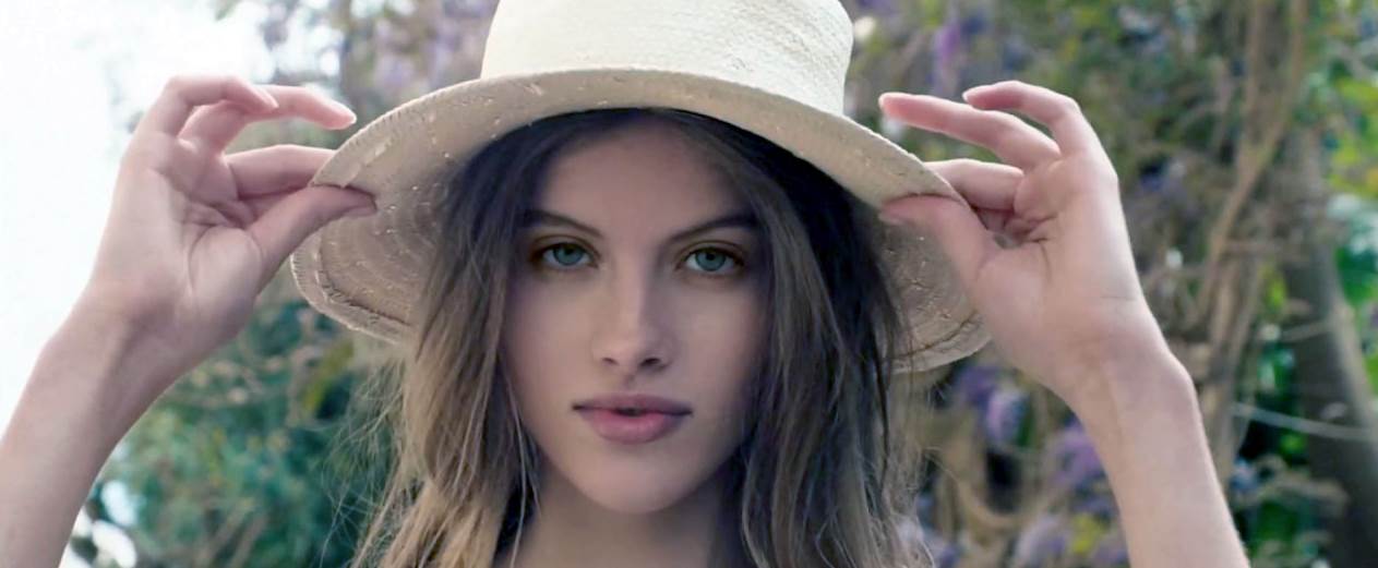 Музыка из рекламы LANVIN - A Girl in Capri (Barbora Podzimkova) Музыка из рекламы LANVIN - A Girl in Capri (Barbora Podzimkova)