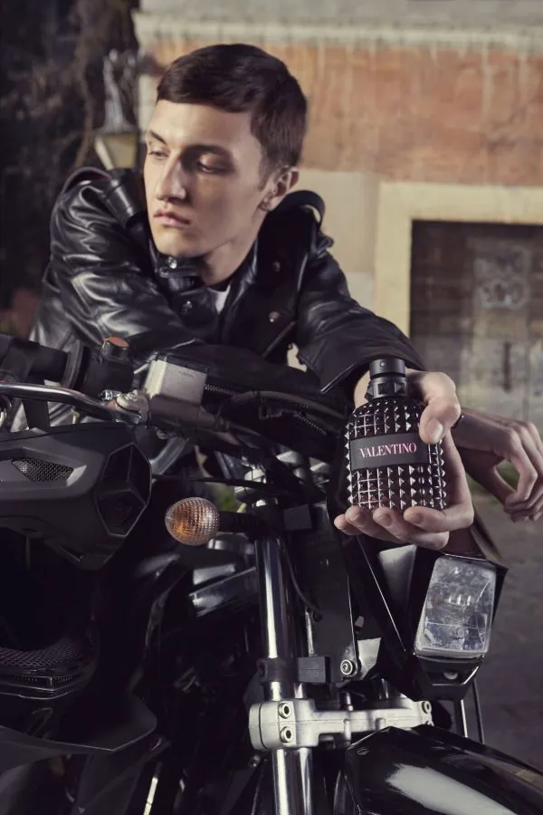 Valentino - Born In Roma (Adut Akech, Anwar Hadid)