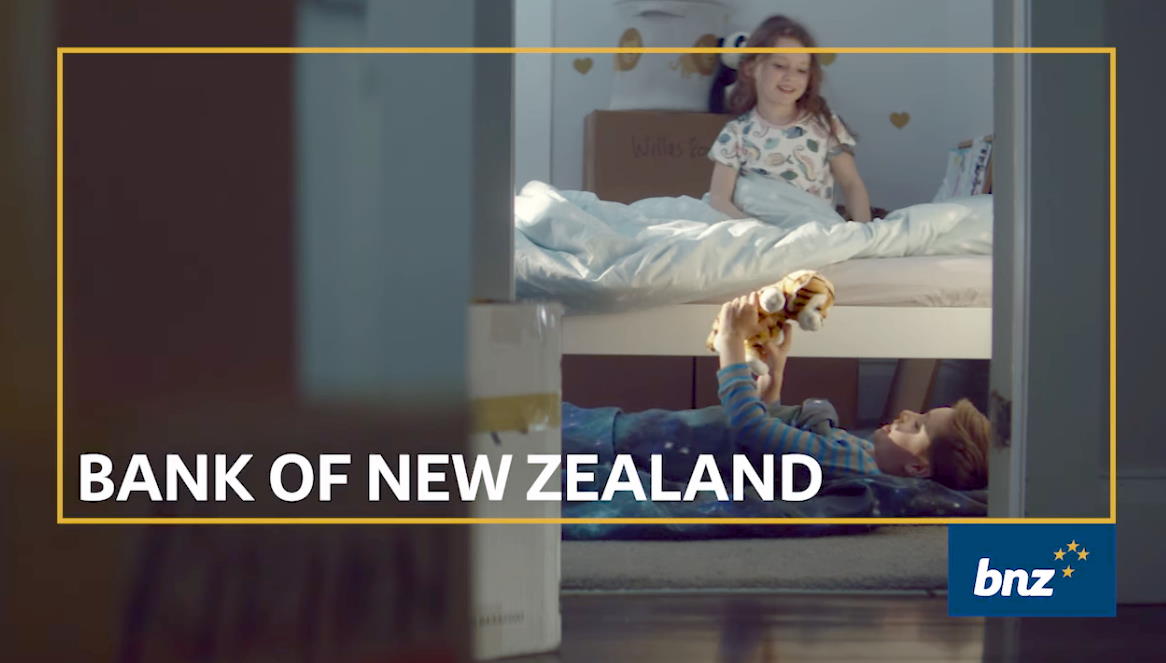 Музыка из рекламы Bank Of New Zealand - The Kids’ Room