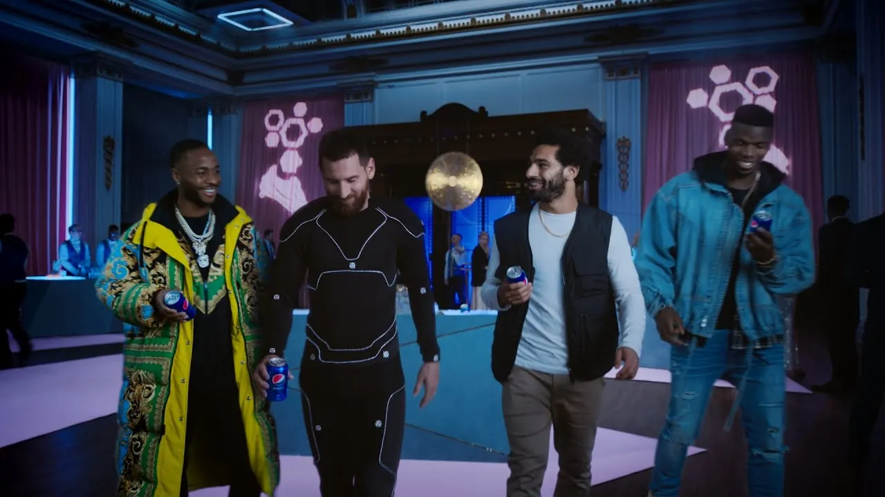 Pepsi - El Juego Nunca Se Detiene (Lionel Messi, Mohamed Salah, Paul Pogba, Raheem Sterling) Pepsi - El Juego Nunca Se Detiene (Lionel Messi, Mohamed Salah, Paul Pogba, Raheem Sterling)