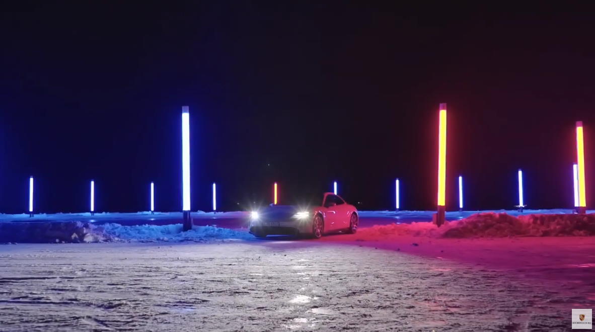 Музыка из рекламы Porsche Taycan - Танець на льоду