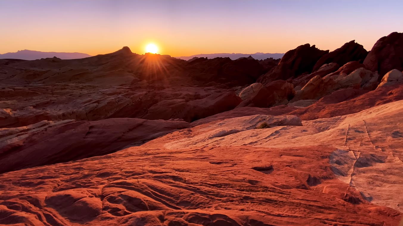Музыка из рекламы Apple iPhone 11 Pro - A journey into the Valley of Fire Музыка из рекламы Apple iPhone 11 Pro - A journey into the Valley of Fire
